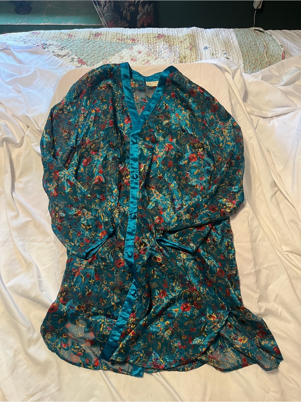Victoria’s Secret Teal Floral Sheer Kimono style Robe